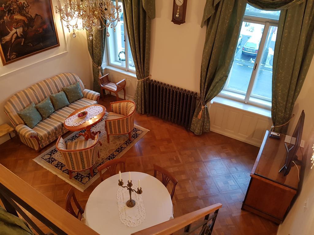 Charles Apartment Praga Esterno foto